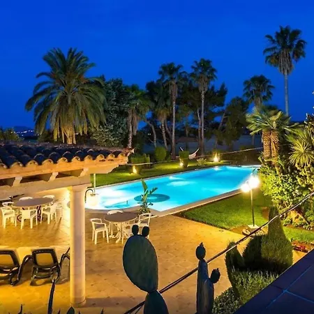 La Vinya Gran Con Vista A La Montana, Sauna, Piscina, Jacuzzi, Wi-fi, A/c, Terraza;pista Tenis Port de Pollenca
