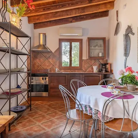 Holiday home La Vinya Gran Con Vista A La Montana, Sauna, Piscina, Jacuzzi, Wi-fi, A/c, Terraza;pista Tenis
